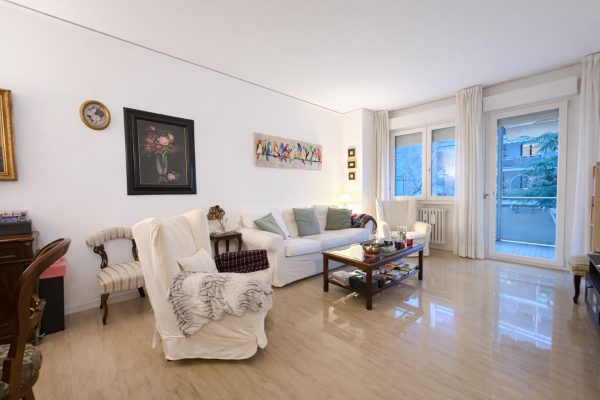 SANTA RITA, APPARTAMENTO MQ. 90 CON TERRAZZA E POSTO AUTO COPERTO