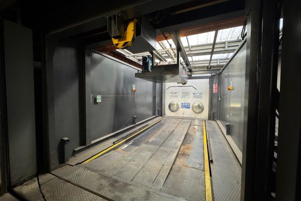 PIAZZA DELLE ERBE, POSTO AUTO COPERTO