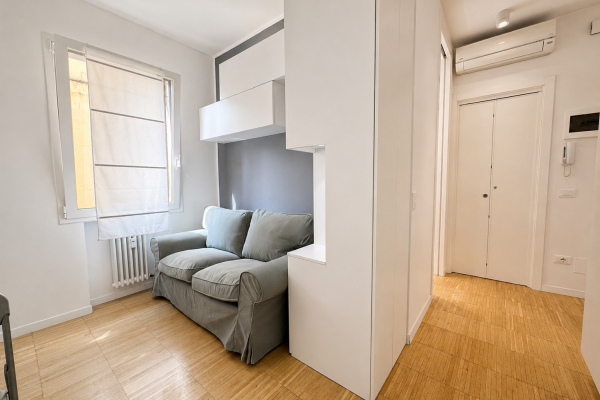 PRATO DELLA VALLE, STUDIO APARTMENT MQ. 30